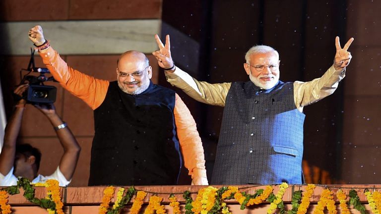 Media hails Modi, Hindu & Telegraph compliment him, HT asks if it is time for Gandhis to go