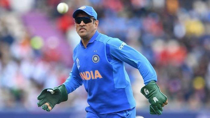 Mahendra Singh Dhoni sporting an Army insignia on his glove during the India-South Africa