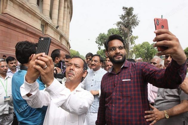 Parliament employees click selfie with HRD minister Ramesh Pokhriyal