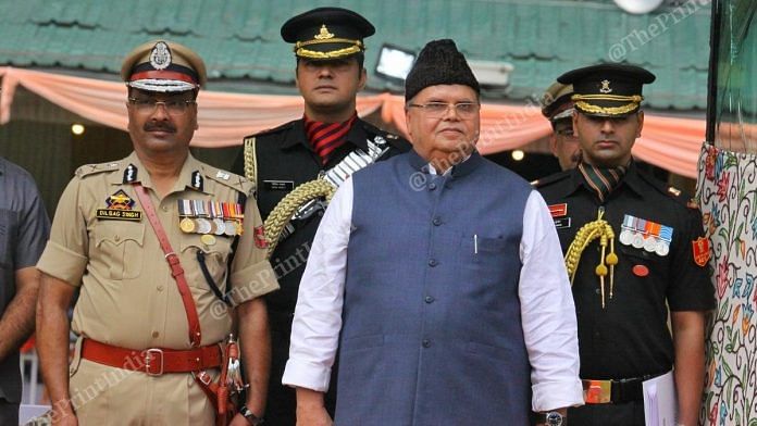 J&K Police chief Dilbag Singh with Governor Satya Pal Malik during Independence Day celebrations in J&K