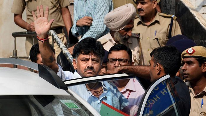 DK Shivakumar being taken to a special court from RML Hospital in New Delhi on 17 September
