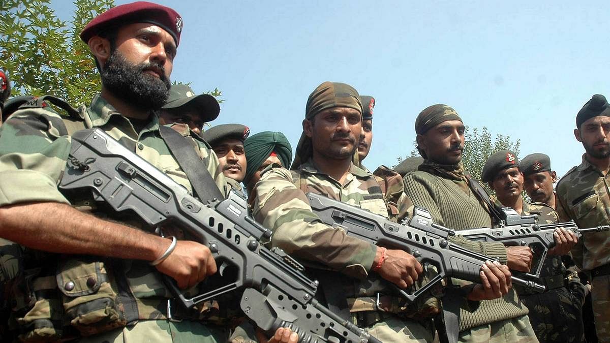 Indian Army targets PoK terror camps with artillery guns after ...