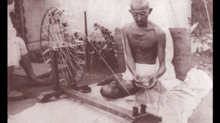 Gandhi told Gujarat striking millworkers not to be angry at boss or gamble, gossip