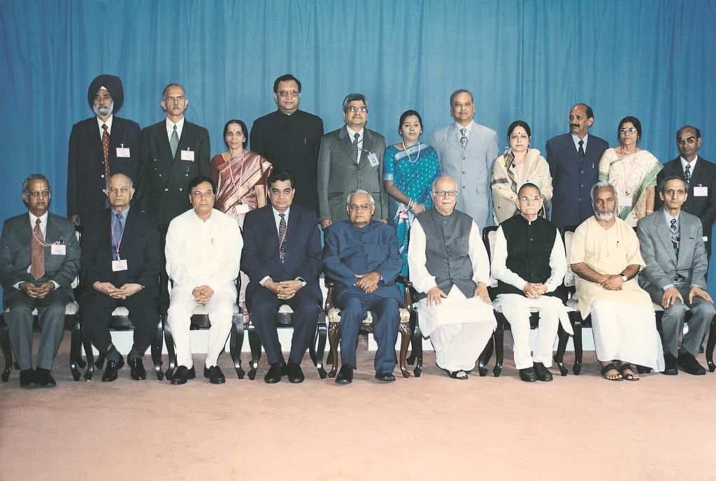 Chinmayanand seen with former PM Atal Bihari Vajpayee and LK Advani along with others. | swamichinmayanand.in/