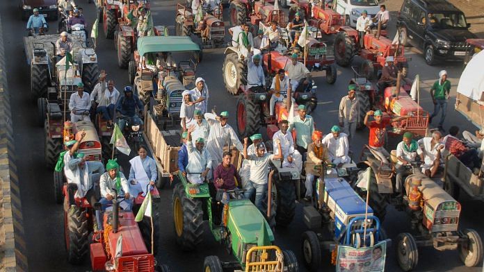 Farmers under the banner 'Bharatiya Kisan Sangh' march from Sharanpur towards Noida. | PTI