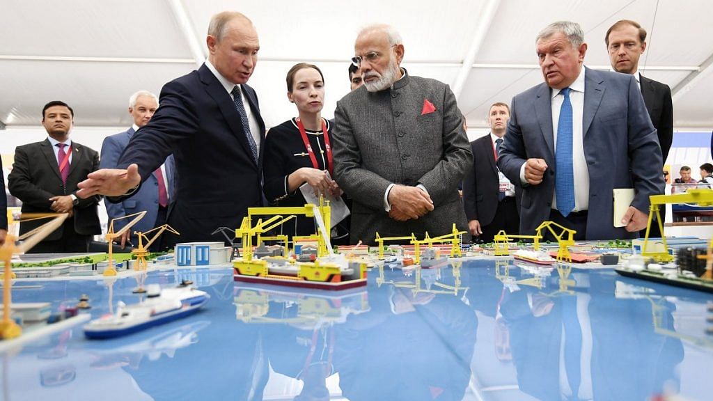 PM Narendra Modi with the Russian President, Vladimir Putin visiting ‘Zvezda’ Shipbuilding Plant at Vladivostok in Russia | PIB