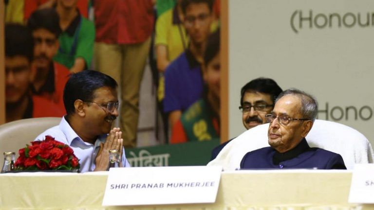 Once an Anna Hazare critic, Pranab Mukherjee praises Sisodia and AAP’s education focus