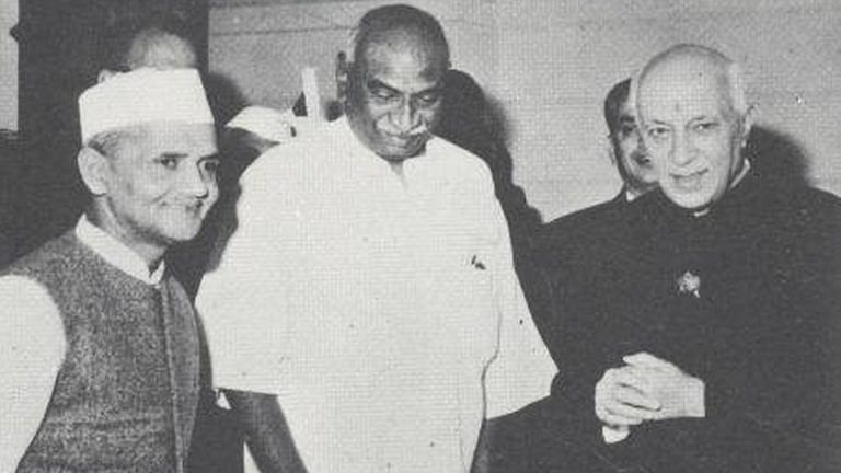 When Lal Bahadur Shastri sent Nehru his resignation & set a gold standard for politicians