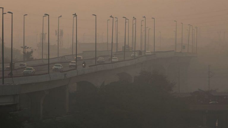 Will there be a solution to smog, asks Amar Ujala & Dinamani on snooping, right to privacy