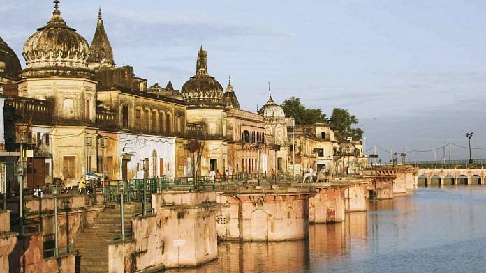 The temple town of Ayodhya on the banks of Sarayu river | Commons