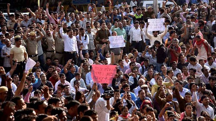 Delhi Police personnel protested for justice Tuesday