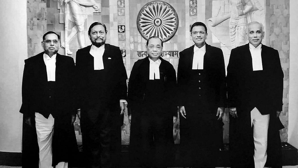 A group photo of the five-judge bench comprised of Chief Justice of India Ranjan Gogoi (C) flanked by (L-R) Justice Ashok Bhushan, Justice Sharad Arvind Bobde, Justice Dhananjaya Y Chandrachud, Justice S Abdul Nazeer after delivering the verdict on Ayodhya land case, at Supreme Court in New Delhi on 9 Nov 2019 | Photo: PTI