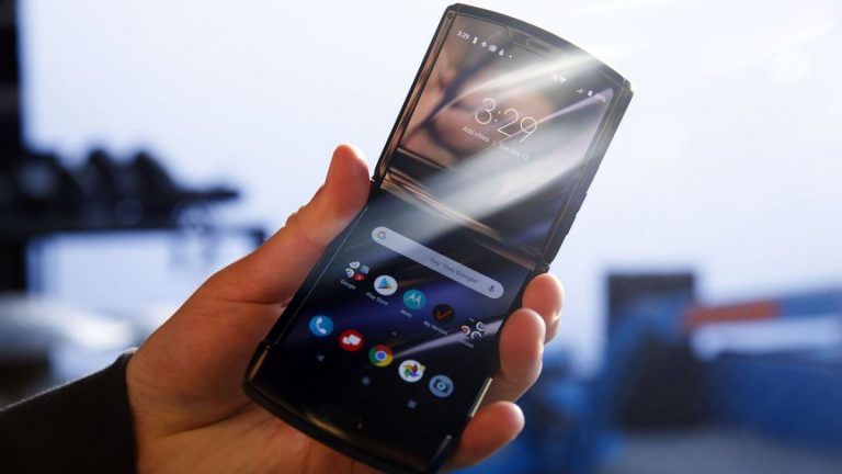 Motorola to relaunch ‘cultural icon’ Razr flip phone, this time with foldable display