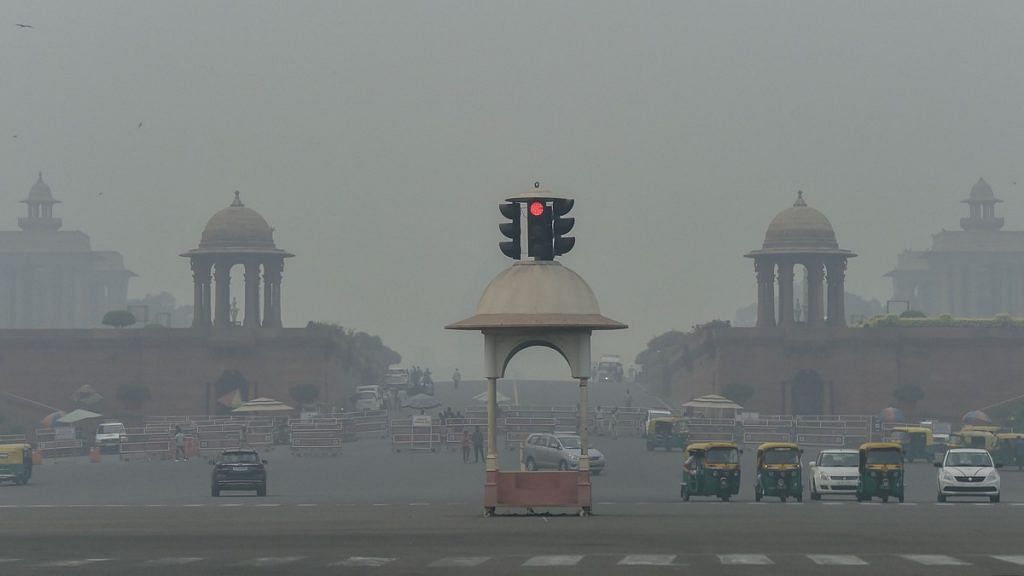 A view of Rajpath shrouded in smog in New Delhi | PTI