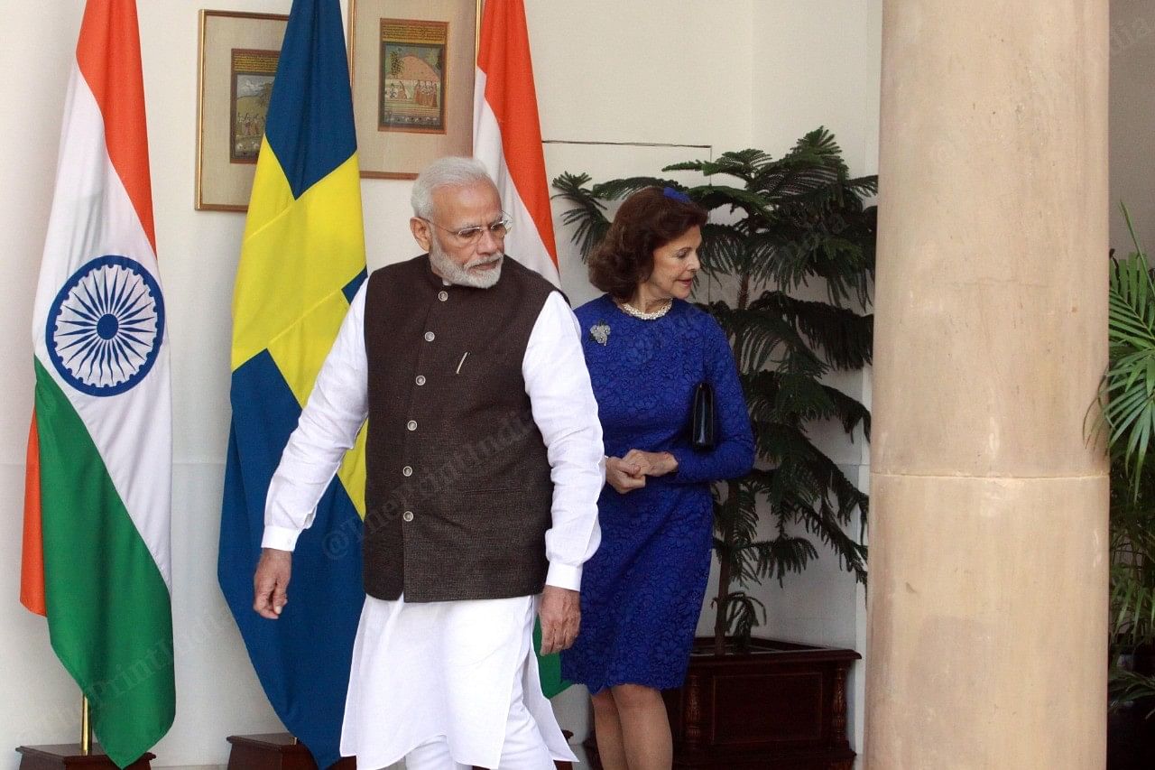 Sweden's Queen Silvia follows PM Modi at Hyderabad House