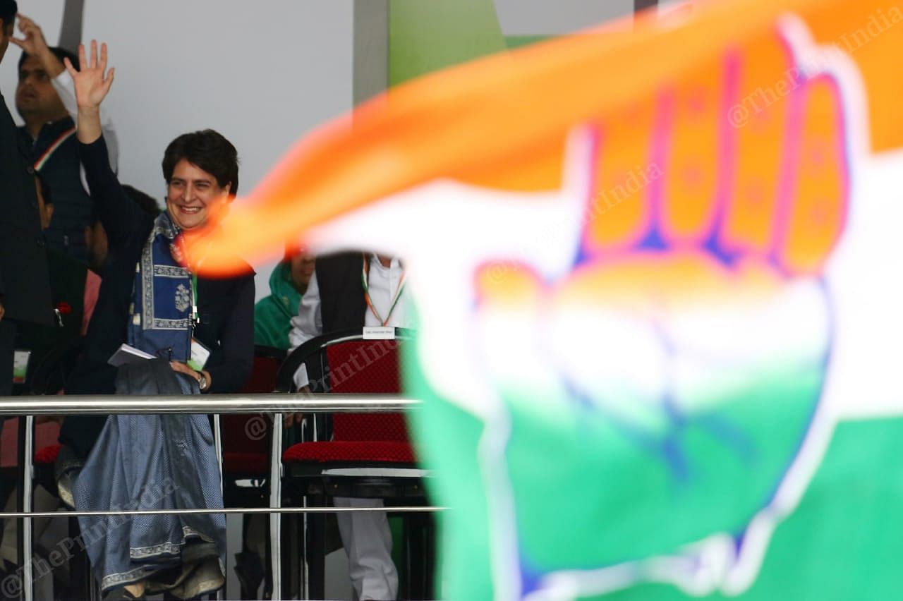 Priaynka Gandhi Vadra waving at supporters | Photo: Suraj Singh Bisht | ThePrint