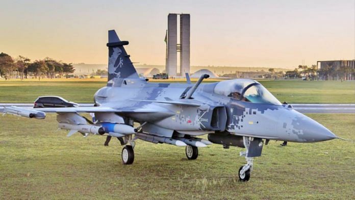 A Saab Gripen fighter aircraft | Commons