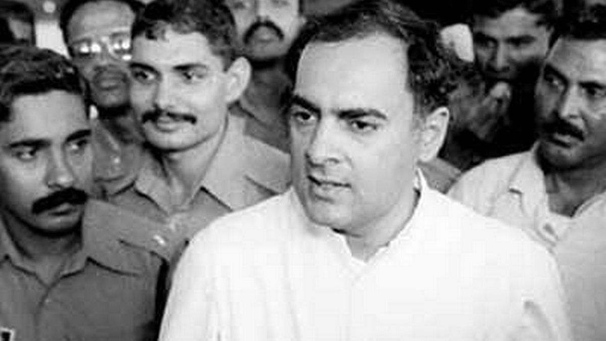 Rajiv Gandhi Had Wanted To End Impasse In Kashmir And Saw Farooq Abdullah As Its Best Bet