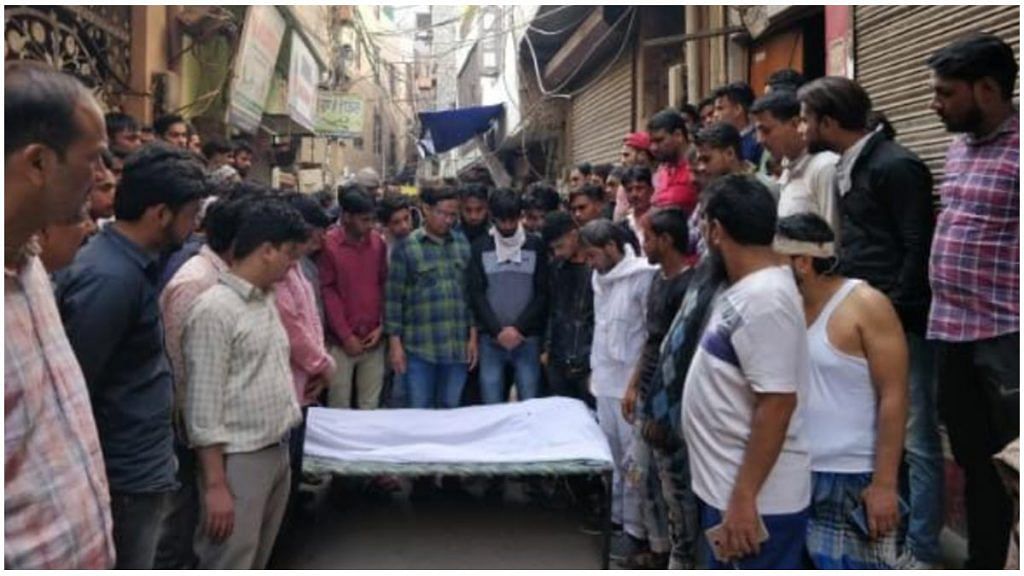 28-year-old Mubarak Hussain's body at Babarpur, New Delhi