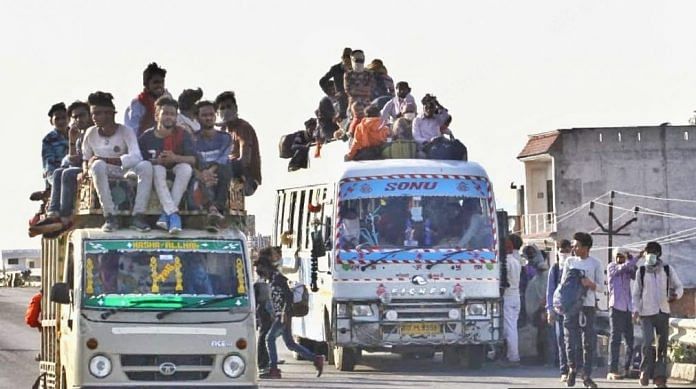Migrant workers move in packed buses | Photo: Praveen Jain | ThePrint