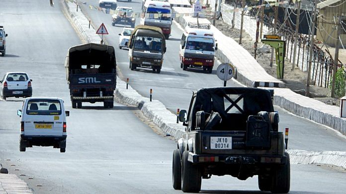 Vehicles on a road in Leh | ANI File Photo