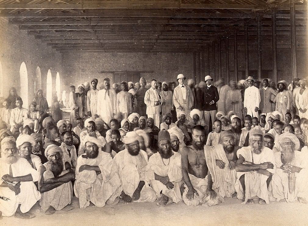A quarantined area during the bubonic plague outbreak, Karachi, 1897. | Wellcome Library archive collection