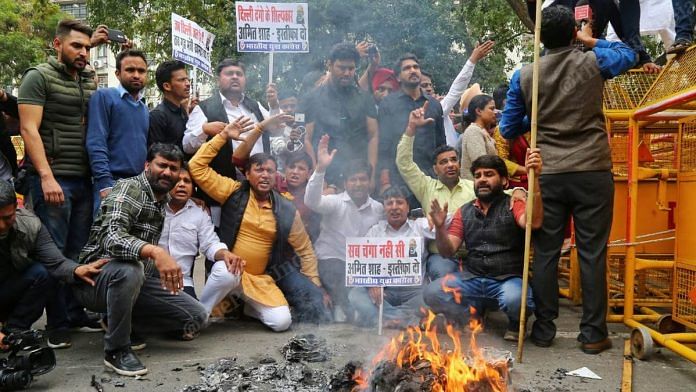 Indian Youth congress protests against Delhi riots, seeks Amit Shah's resignation for seeking resignation. |Photo: Suraj Singh Bisht | ThePrint