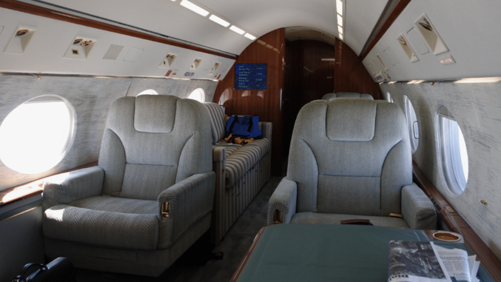 Inside of a private plane | Wiki Commons