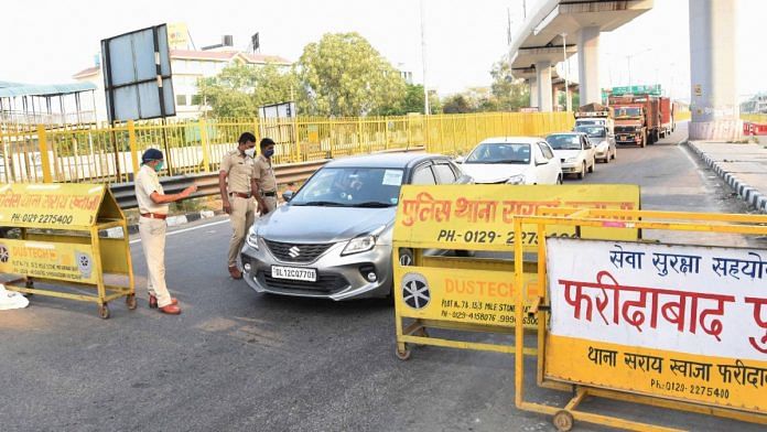 Police check vehicles at a checkpoint on the Delhi-Haryana border | PTI