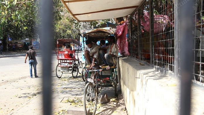 Rickshaw-pullers outside Ramlila Maidan in Delhi