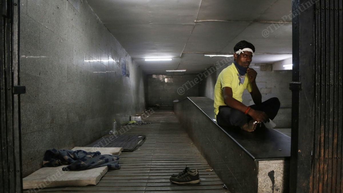 Rinku Prasad, a resident of Gorakhpur in Uttar Pradesh has been sleeping in the subway near AIIMS metro station since the lockdown