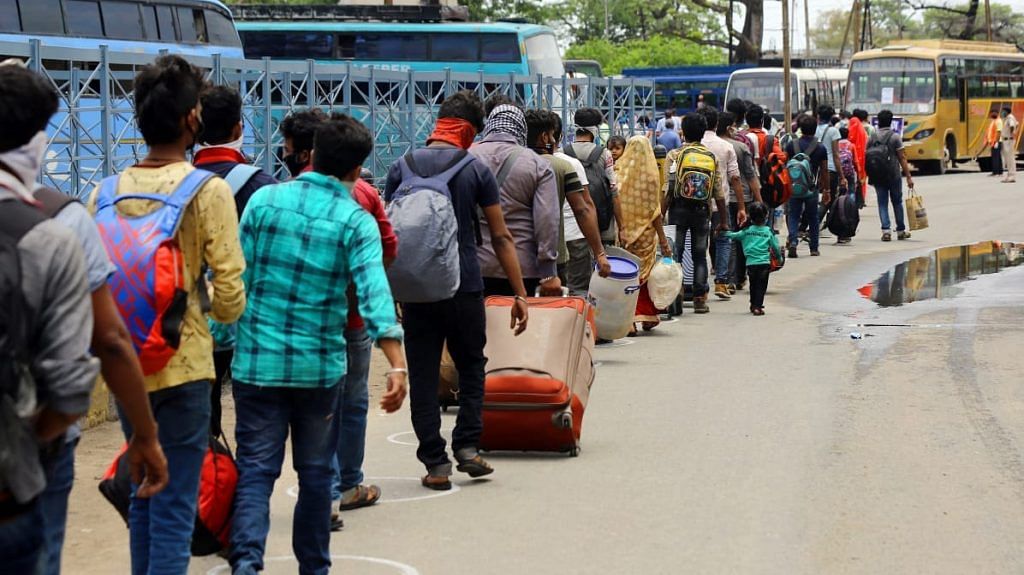 Migrants heading out of Danapur railway station in Bihar | Photo: Suraj Singh Bisht | ThePrint
