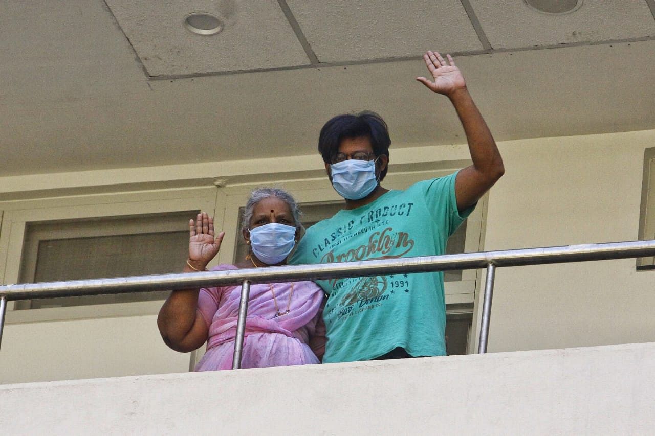 Sheetal Kumar Iyer and his mother, Premlata bid goodbye | Photo: Praveen Jain | ThePrint