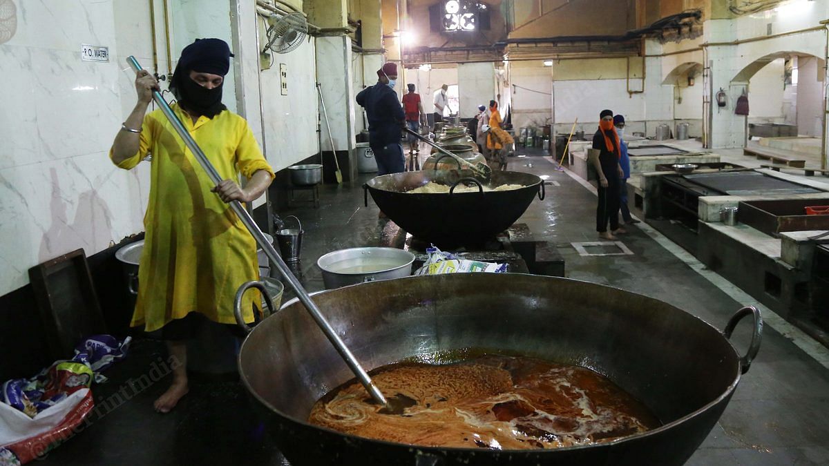 1 600 Kg Aata 1 200 Kg Rice Daily How Delhi S Bangla Sahib Gurdwara Is Feeding 75k People
