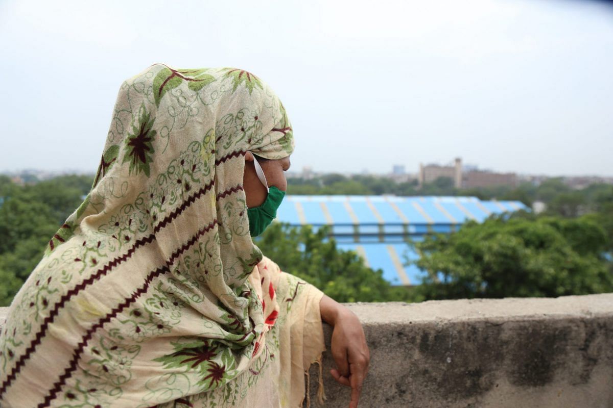 After hours of persuasion women were ready to get there picture clicked | Photo: Manisha Mondal | ThePrint