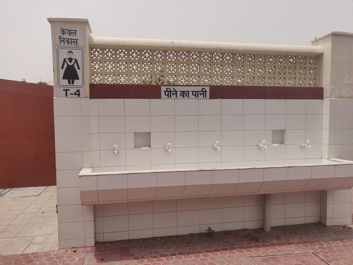 A drinking water area set up for the facility | Kairvy Grewal | ThePrint