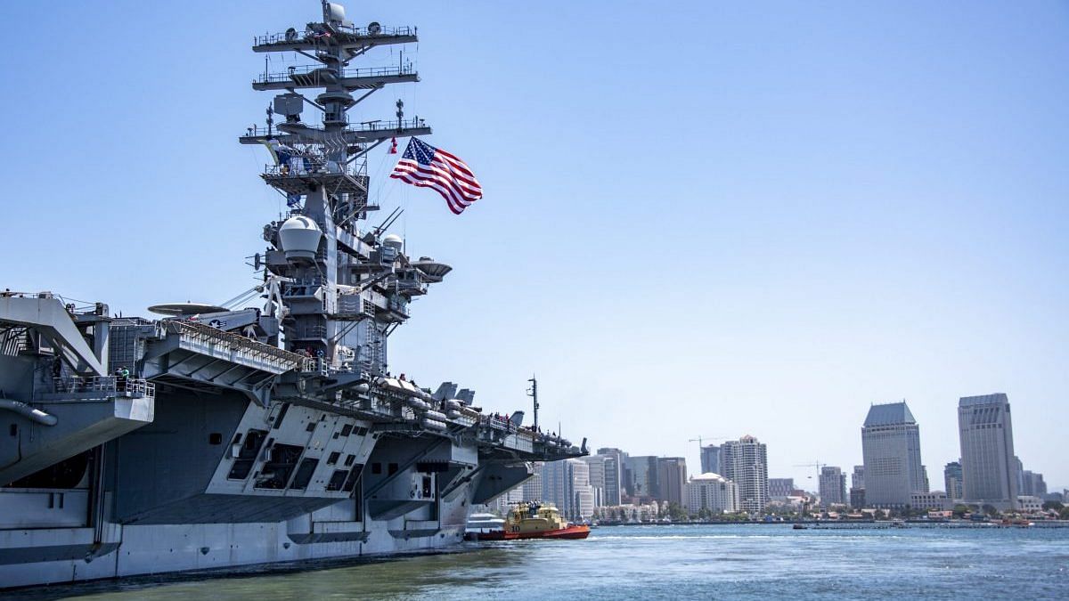 The USS Nimitz | Photo: US Department of Navy