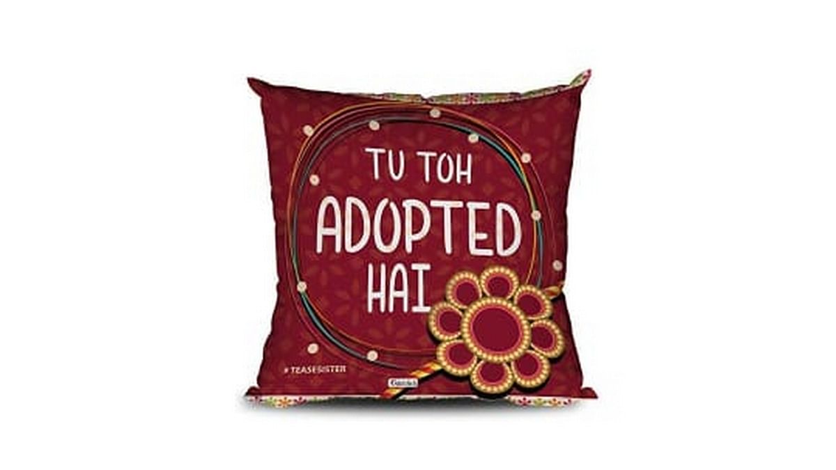 Screenshot of a cushion cover available on Amazon.in