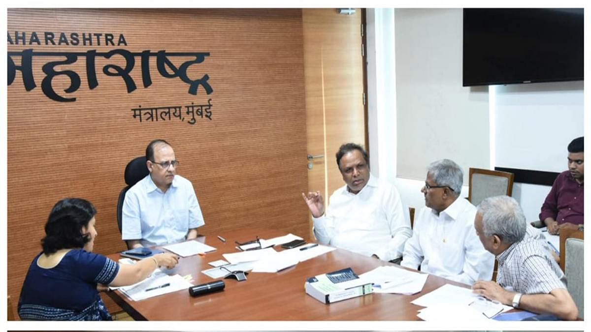 File image of former Maharashtra chief secretary Ajoy Mehta at Mantralaya | Twitter | @ShelarAshish File image of former Maharashtra chief secretary Ajoy Mehta at Mantralaya | Twitter | @ShelarAshish