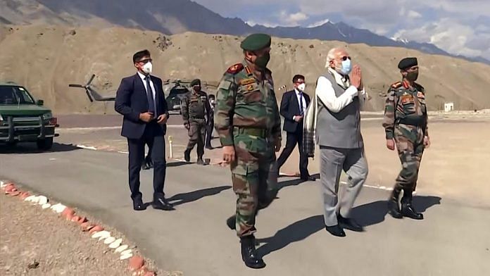 The armed forces veterans' statement has been sent to Prime Minister Narendra Modi (centre), CDS Gen. Bipin Rawat (left) and Army chief Gen. M.M. Naravane (right), among others (representational image) | Photo: ANI