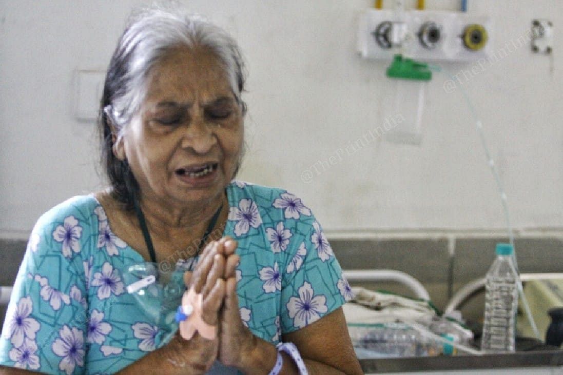 A coronavirus patient sings bhajans for her quick recovery in the Covid-19 ward of Civil Hospital Ahmedabad | Photo: Praveen Jain | ThePrint