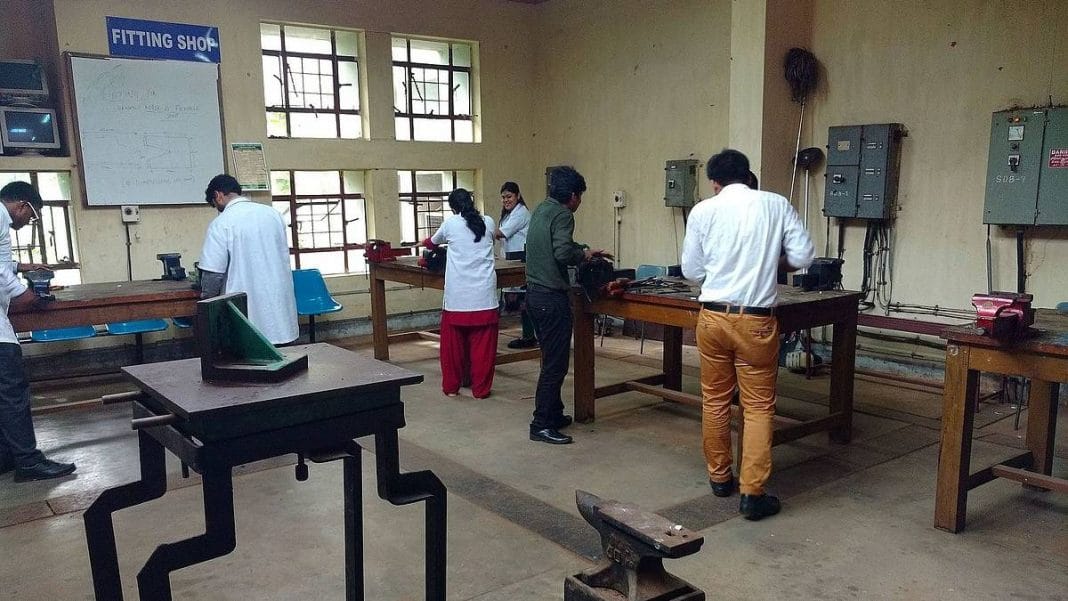 Engineering seats in India hit 10year low, while management seats