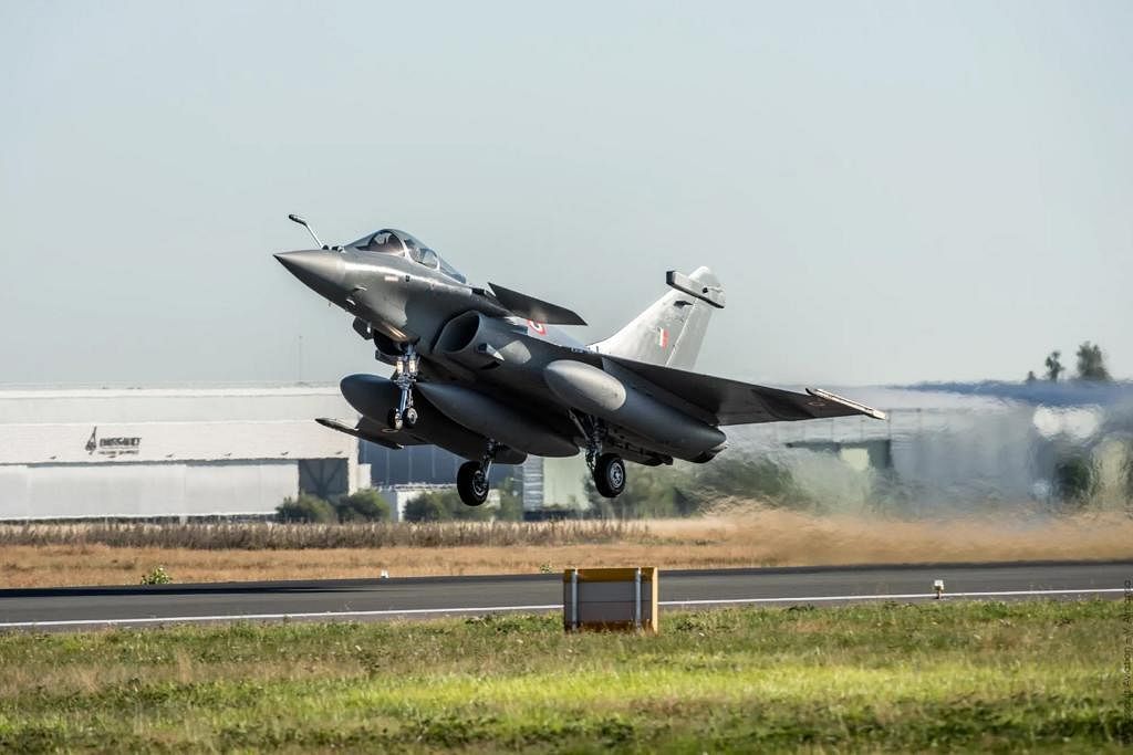 A Rafale taking off