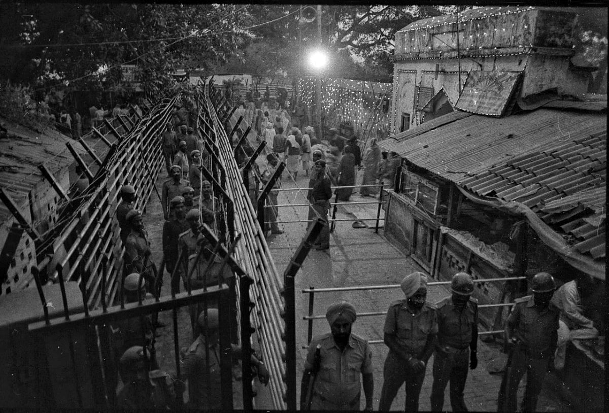 The night before the demolition | Photo: Praveen Jain | ThePrint