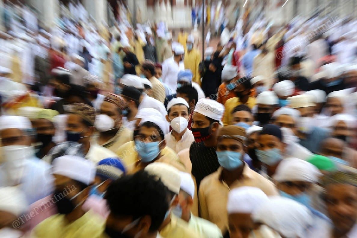 People arrived at Jama Masjid for the morning prayers on Eid al-Adha. Everyone was required to wear a mask as precaution owing to the pandemic | Suraj Singh Bisht | The Print