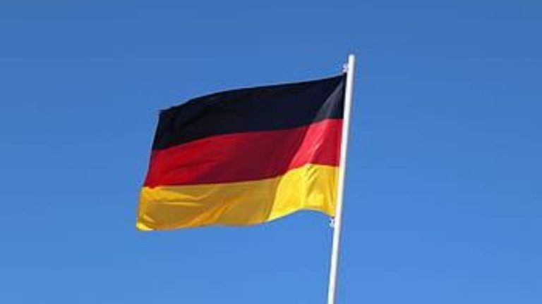 120 Germans will get 1,200 Euros a month, new study checks if Universal Income really works