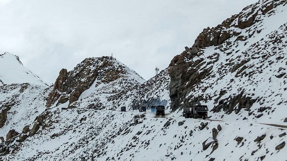 Indian Army vehicles driving through the snow in Ladakh (representational image) | Photo: AFP via Getty Images via Bloomberg Indian Army vehicles driving through the snow in Ladakh (representational image) | Photo: AFP via Getty Images via Bloomberg