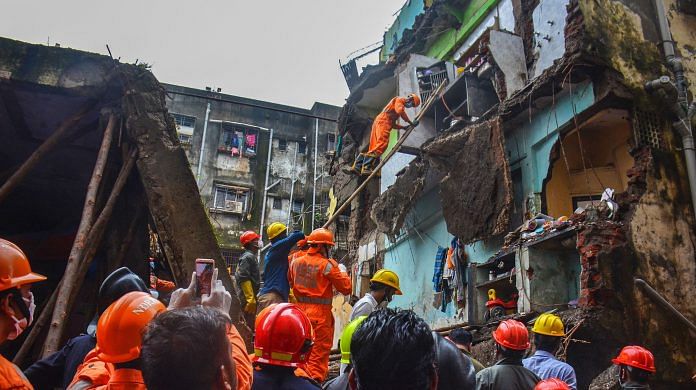 Rescue work at the site of the building collapse at Bhiwandi in Thane on 22 September.