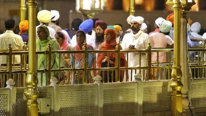 Lack of social distancing measures as people queue up at Golden Temple. | Photo: Praveen Jain | ThePrint