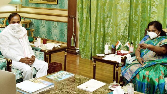 Telangana CM K. Chandrashekhar Rao with Governor Dr Tamilisai Soundararajan ahead of the Assembly session, at Rajbhavan in Hyderabad on 29 August 2020 | ANI